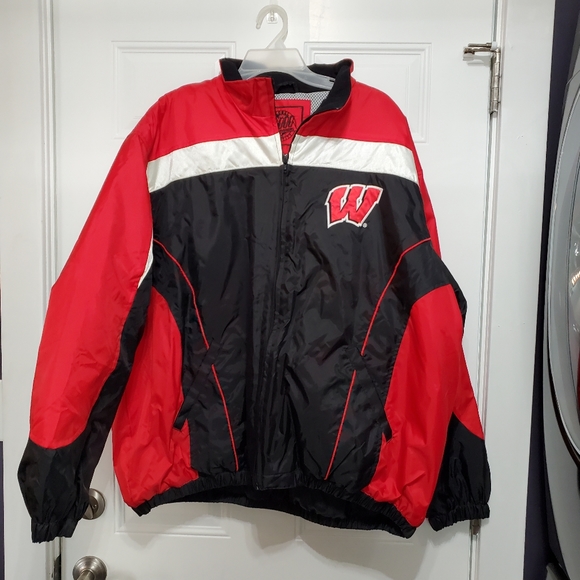 Wisconsin Badgers Jacket size XXL - Picture 2 of 16